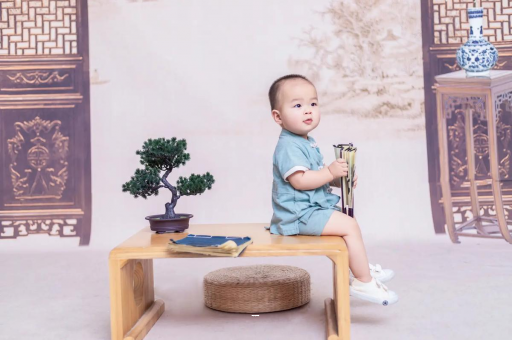 安岳蜡笔小新美伢怀孕